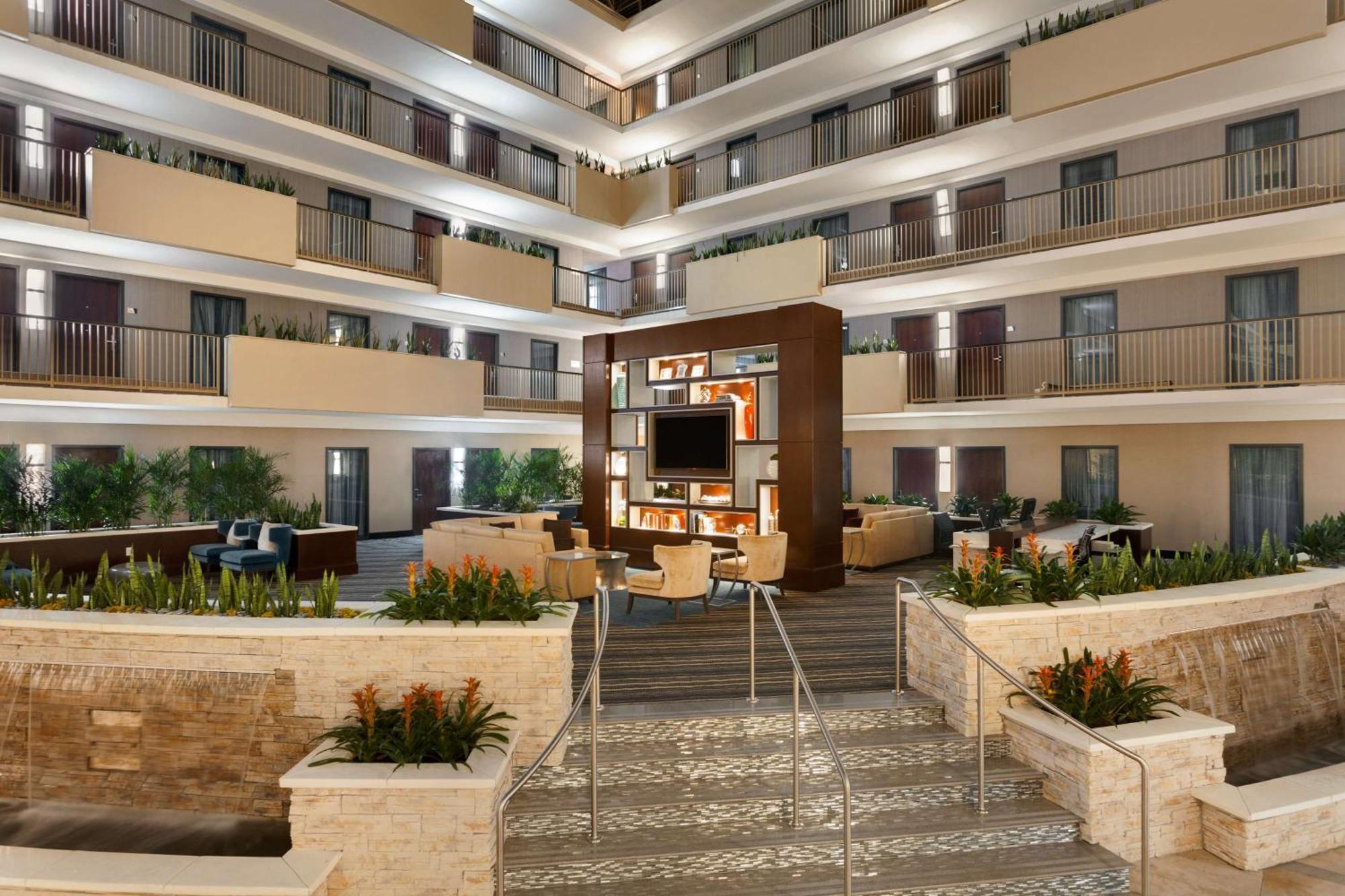 Embassy Suites By Hilton Atlanta Airport College Park Exteriér fotografie