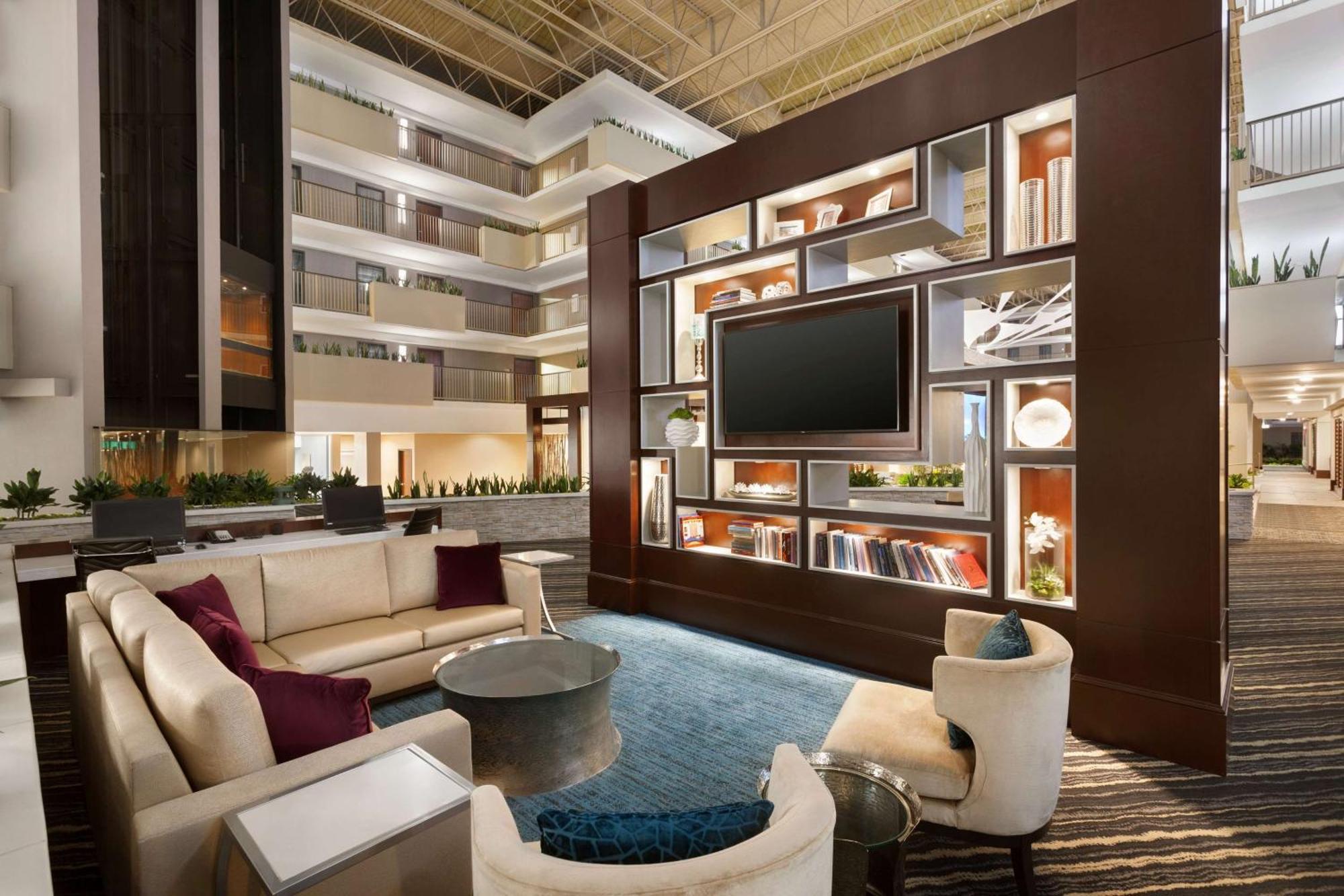 Embassy Suites By Hilton Atlanta Airport College Park Exteriér fotografie